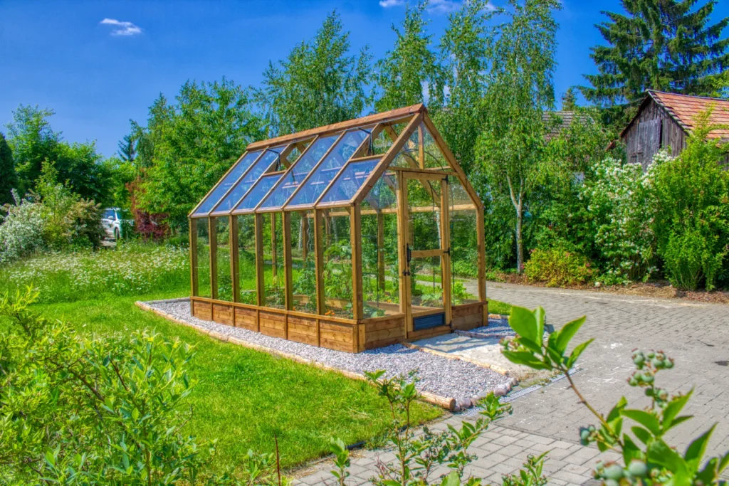 Dřevěný skleník Ellia Dřevěný skleník Ellia