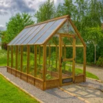 Ilustrační obrázek - hybridní, střecha dutinkový polykarbonát a čiré boky