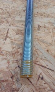 zavitova tyc m10 Závitová tyč M10