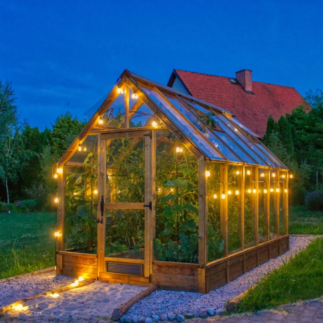 Venkovní osvětlení 20 m, 40 žárovek<br>+ 1.900 Kč